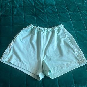 Gymshark sea foam green shorts 🍀